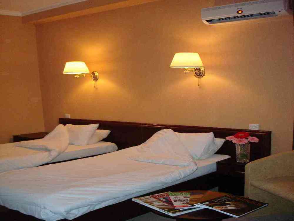 Diplomat Hotel