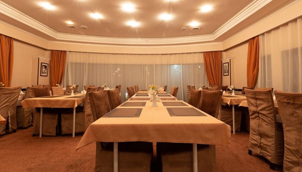 Hotel Diplomat Baku